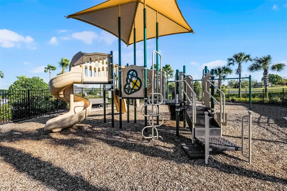 2765 HILLTOP ROAD Clermont, FL 34711