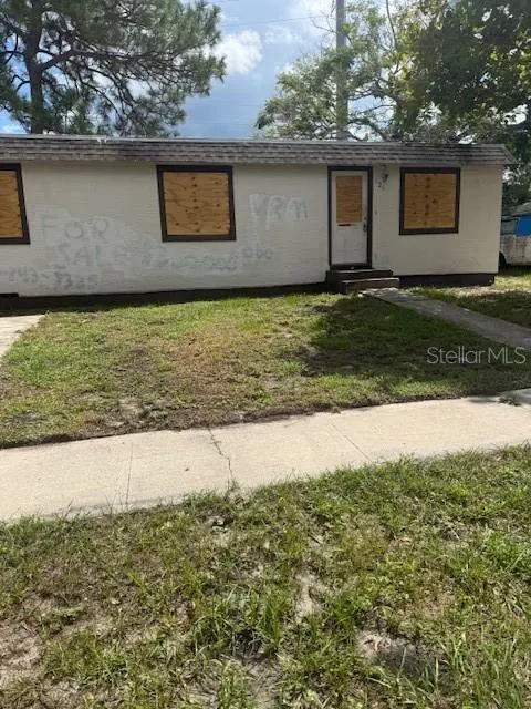 221 COLONY DRIVE