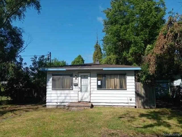 2801 Oakwood Avenue Saginaw City, MI 48601