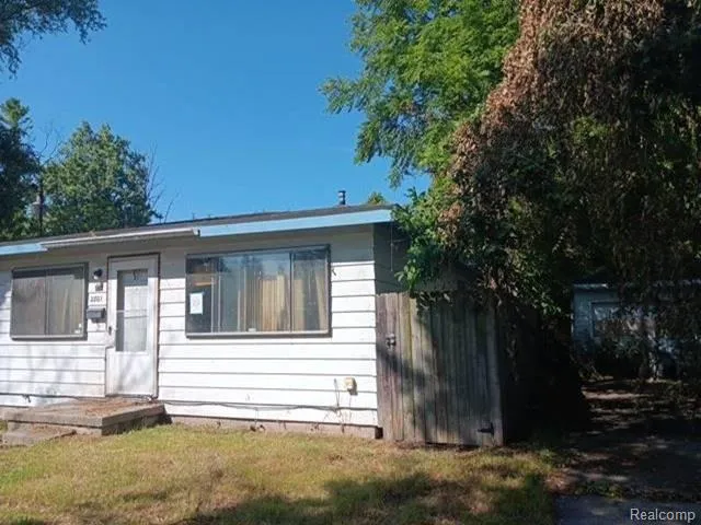 2801 Oakwood Avenue Saginaw City, MI 48601