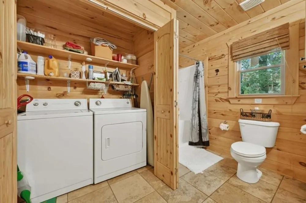 917 Walnut Ridge Ellijay, GA 30536