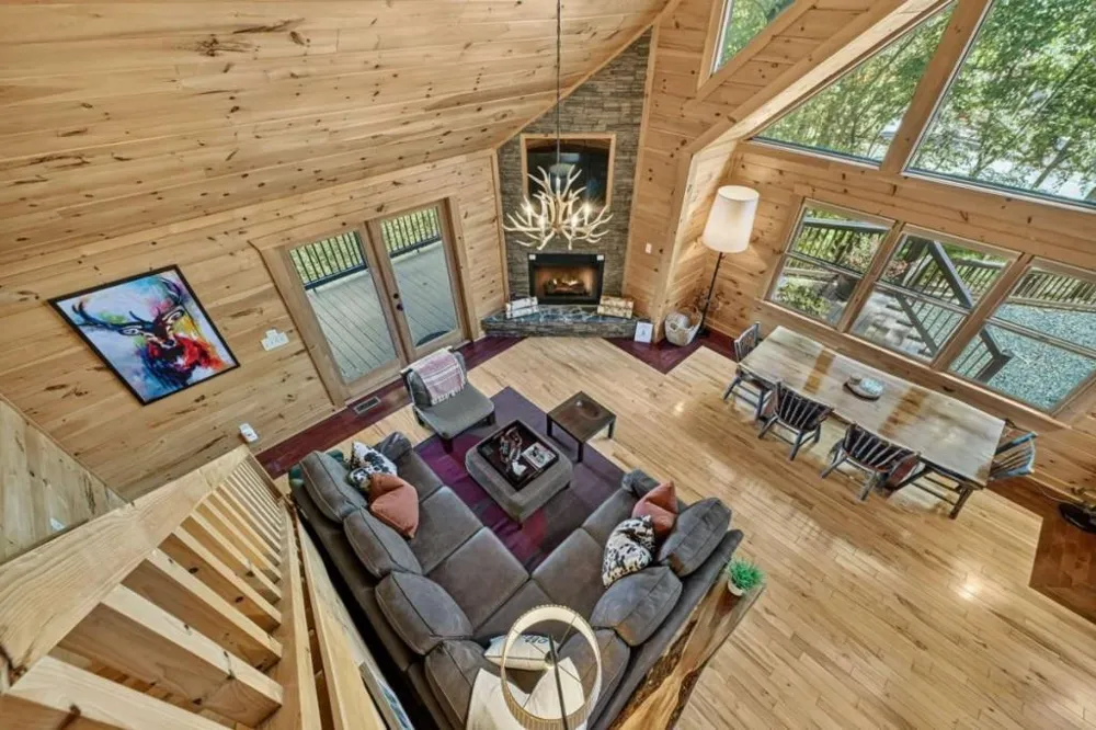 917 Walnut Ridge Ellijay, GA 30536