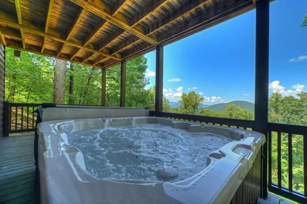 917 Walnut Ridge Ellijay, GA 30536