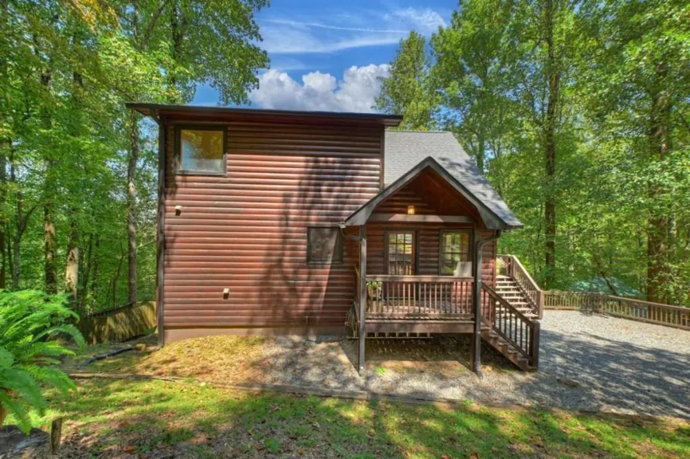 917 Walnut Ridge Ellijay, GA 30536