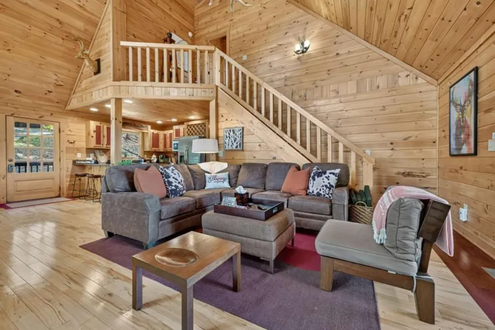 917 Walnut Ridge Ellijay, GA 30536