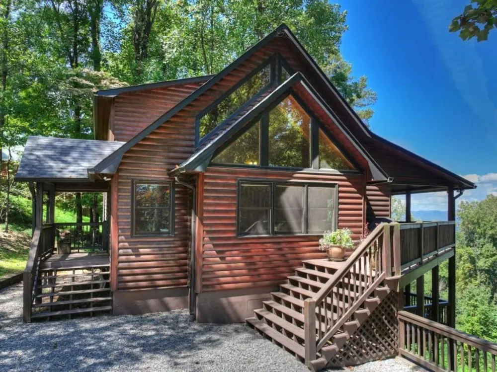 917 Walnut Ridge Ellijay, GA 30536