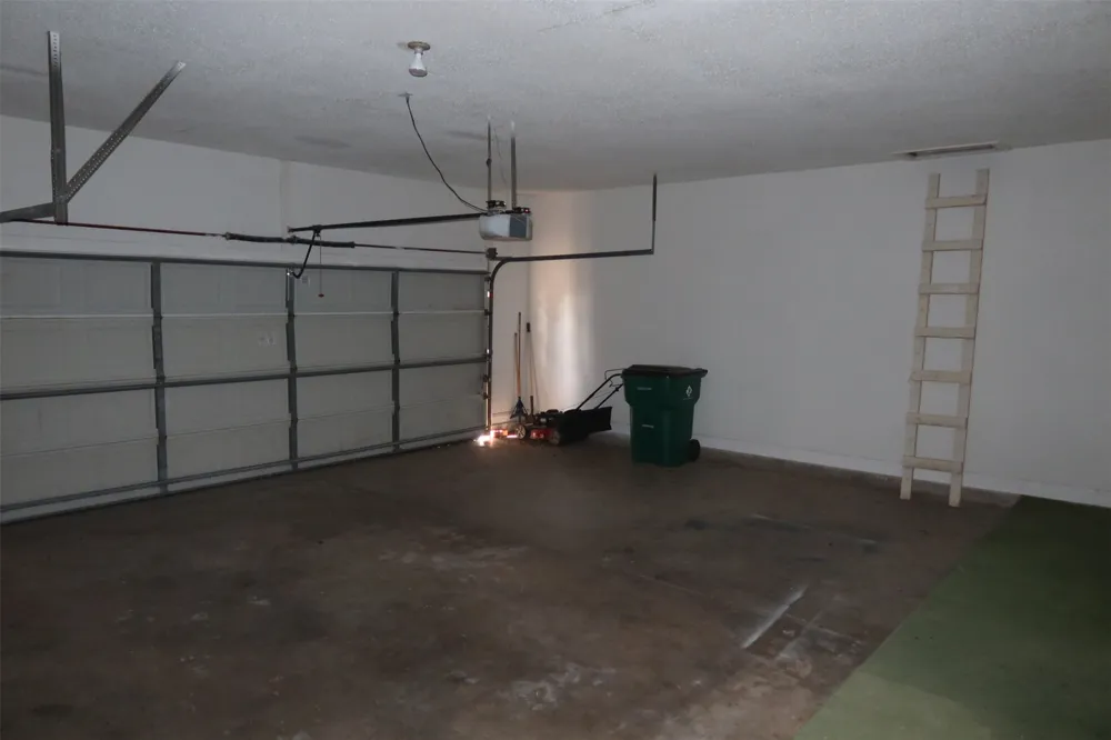 707 FOLEY STREET Seymour, TX 76308