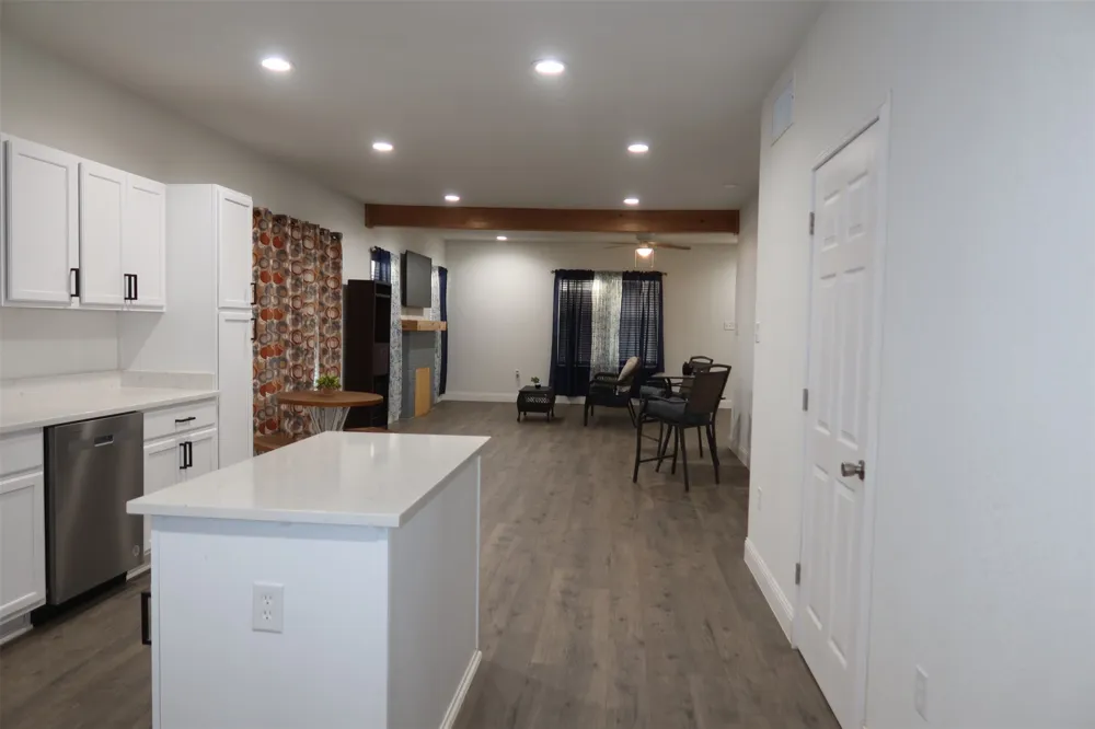 707 FOLEY STREET Seymour, TX 76308