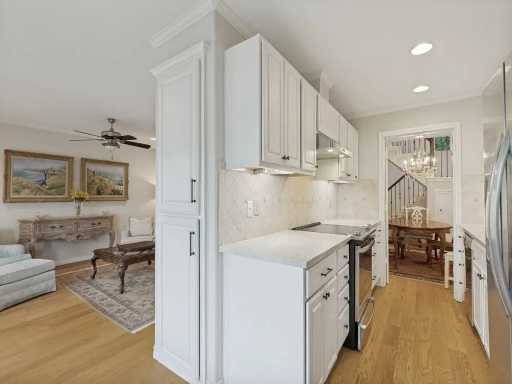 7617 Riverbrook Drive Dallas, TX 75230