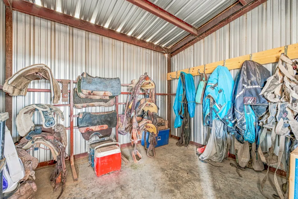 265 Private Road 1728 Stephenville, TX 76401