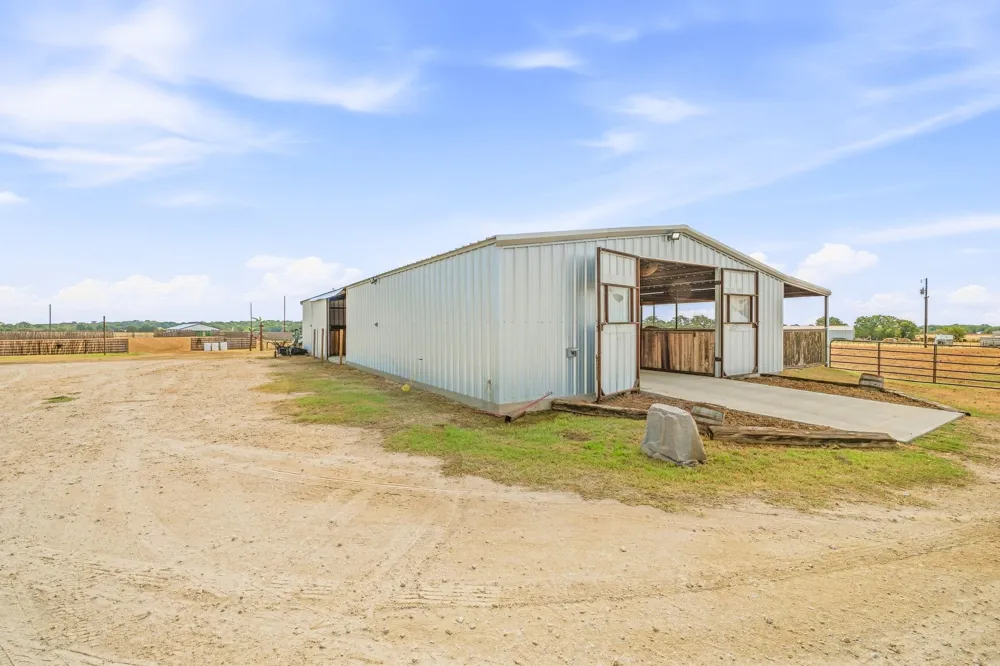 265 Private Road 1728 Stephenville, TX 76401