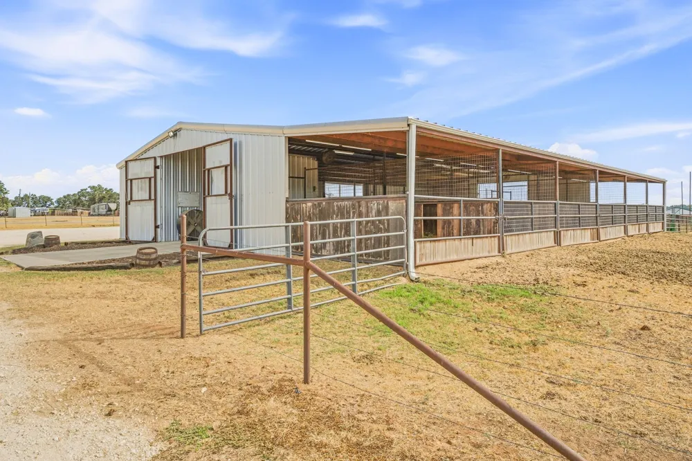 265 Private Road 1728 Stephenville, TX 76401