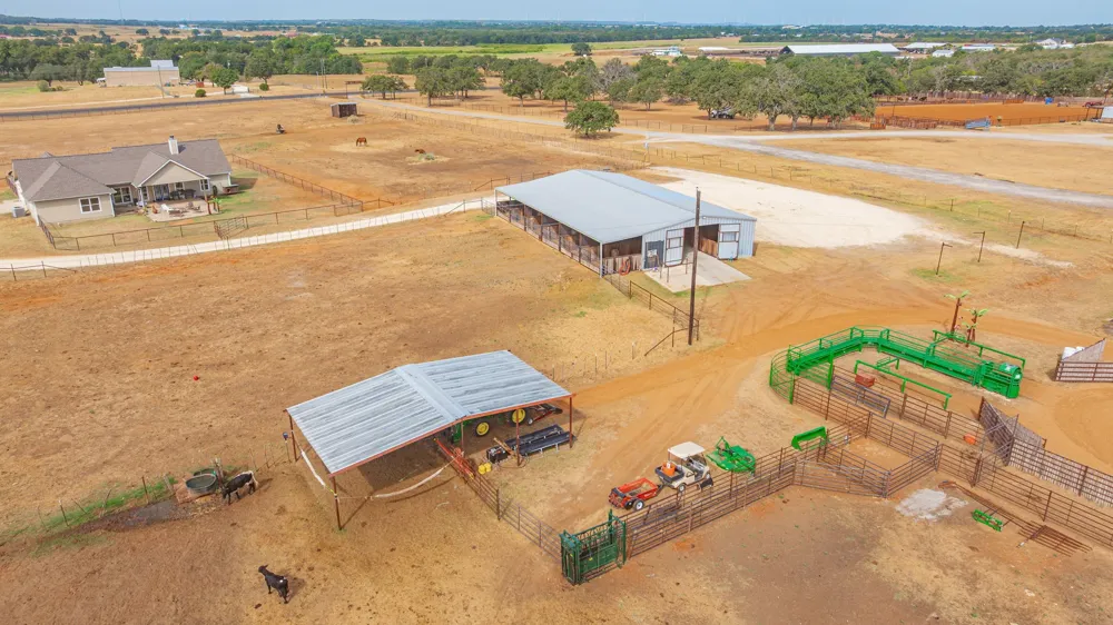 265 Private Road 1728 Stephenville, TX 76401