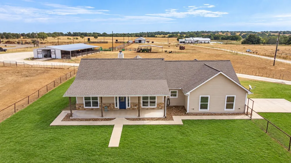 265 Private Road 1728 Stephenville, TX 76401