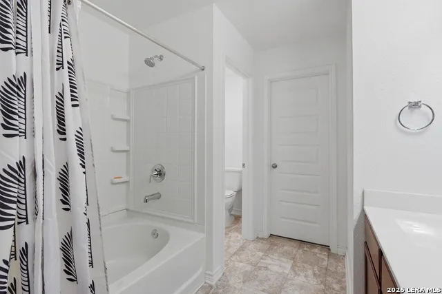 3243 COMANCHE XING San Antonio, TX 78224