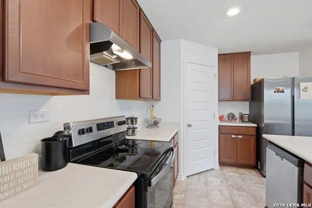 3243 COMANCHE XING San Antonio, TX 78224