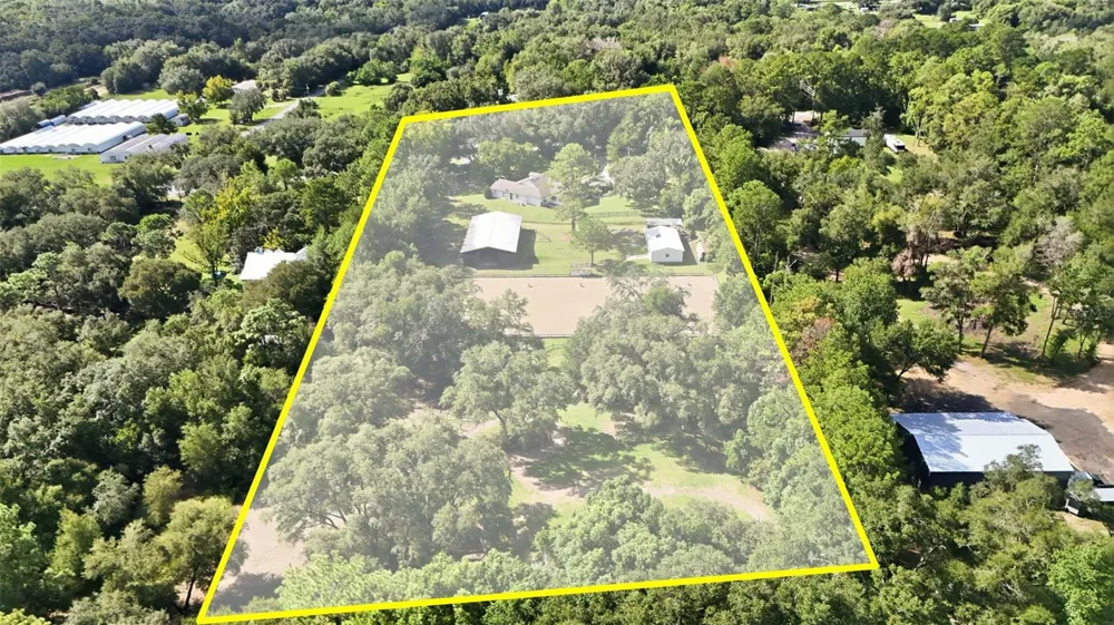 22301 CORONADO SOMERSET DRIVE Sorrento, FL 32776