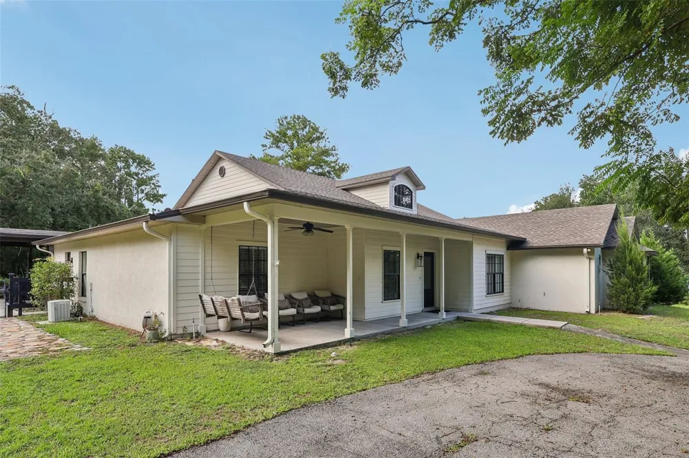 22301 CORONADO SOMERSET DRIVE Sorrento, FL 32776