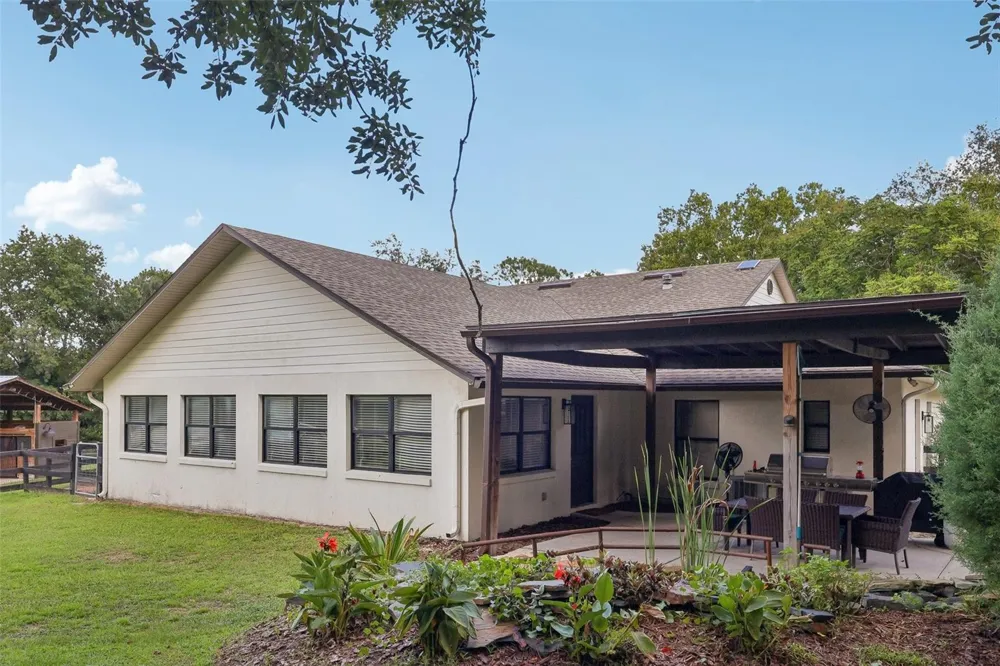 22301 CORONADO SOMERSET DRIVE Sorrento, FL 32776