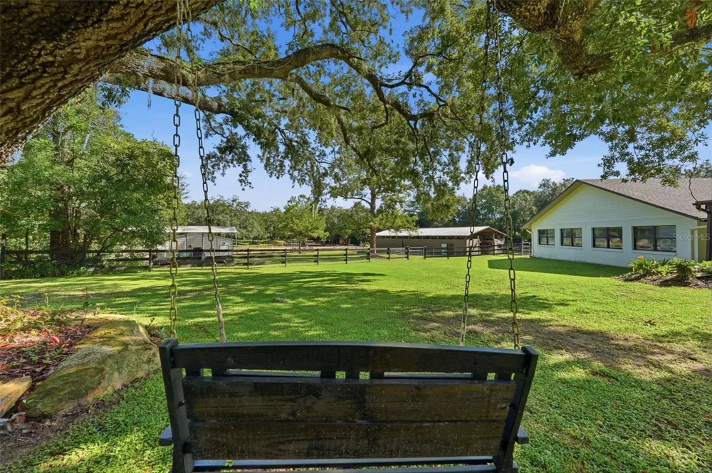 22301 CORONADO SOMERSET DRIVE Sorrento, FL 32776