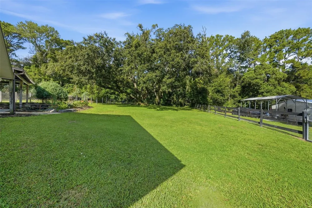 22301 CORONADO SOMERSET DRIVE Sorrento, FL 32776