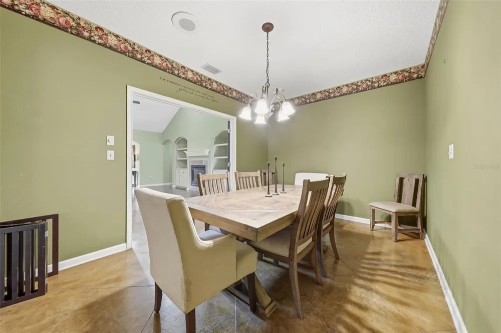 22301 CORONADO SOMERSET DRIVE Sorrento, FL 32776