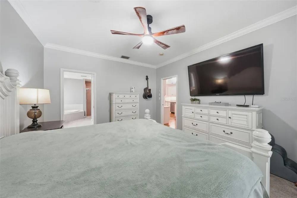 22301 CORONADO SOMERSET DRIVE Sorrento, FL 32776