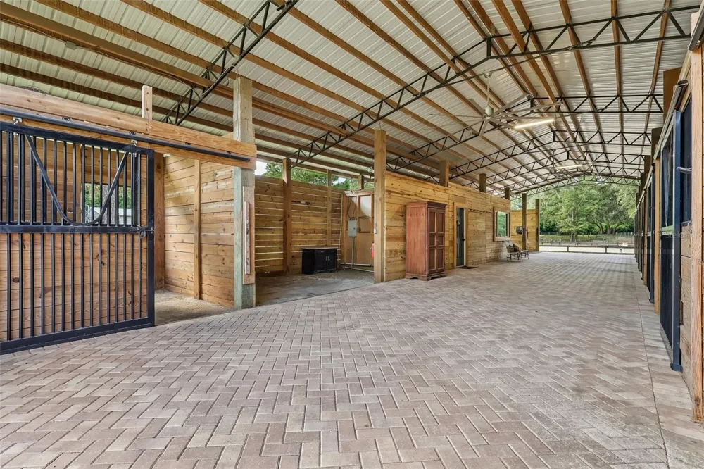 22301 CORONADO SOMERSET DRIVE Sorrento, FL 32776