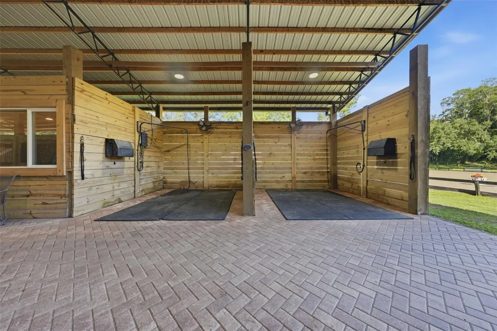 22301 CORONADO SOMERSET DRIVE Sorrento, FL 32776