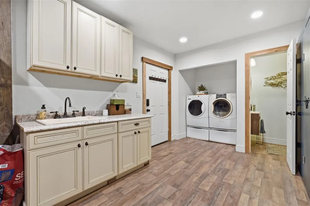 22301 CORONADO SOMERSET DRIVE Sorrento, FL 32776