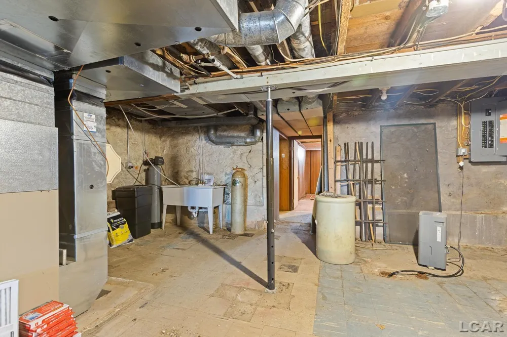 717 Granger Street Manchester, MI 48158