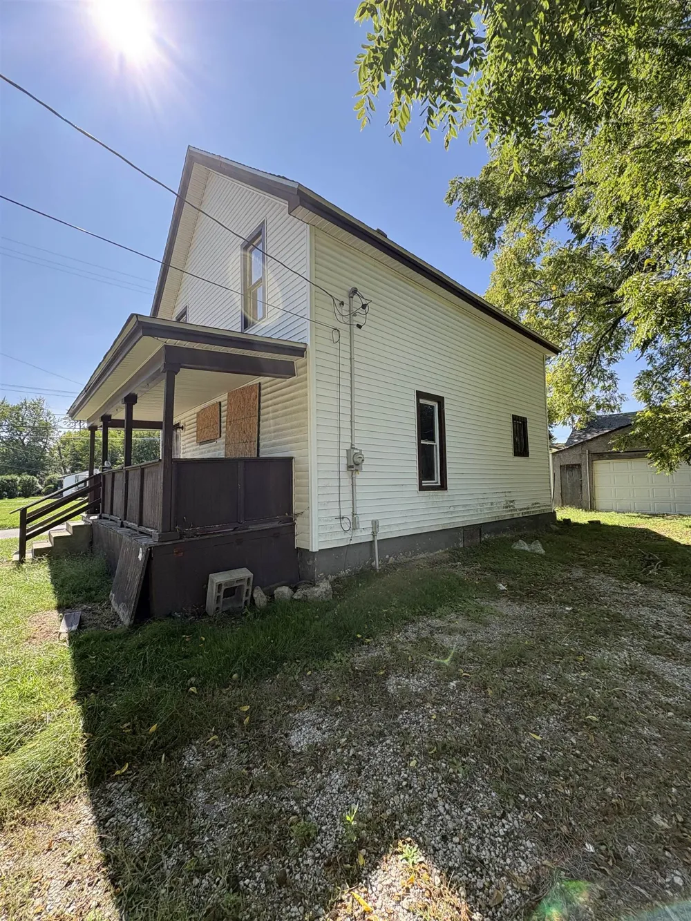 1986 Howard Avenue Flint City, MI 48503