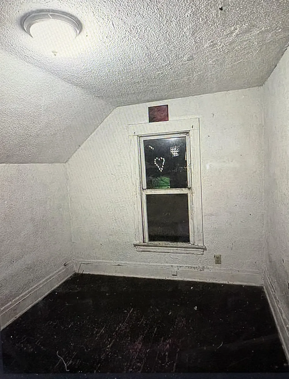 1986 Howard Avenue Flint City, MI 48503