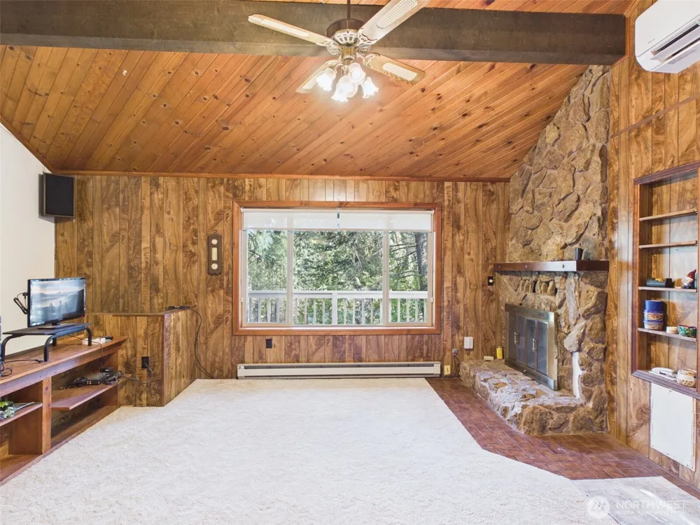 145 Barrett Creek Road Republic, WA 99166