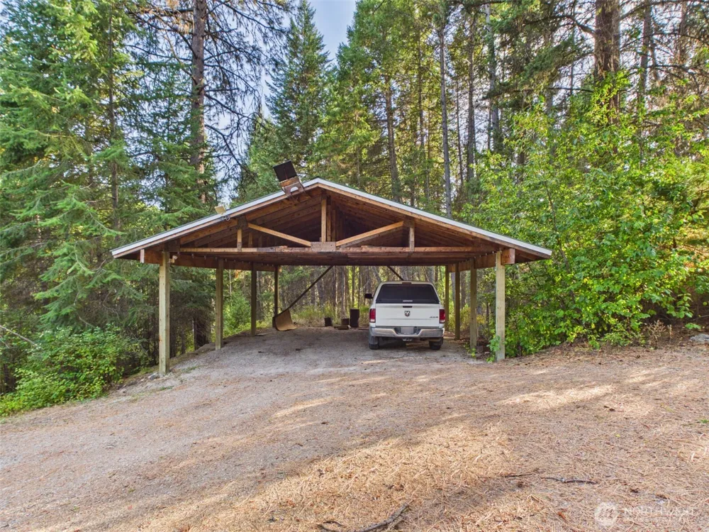 145 Barrett Creek Road Republic, WA 99166