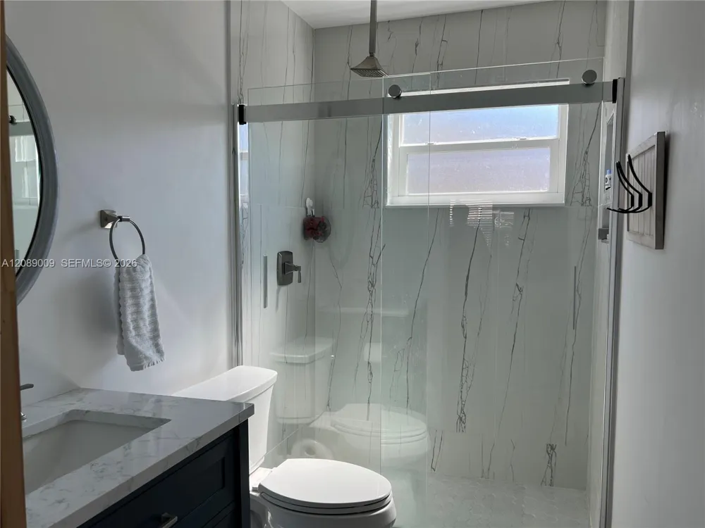 3771 NE 16th Ave Pompano Beach, FL 33064