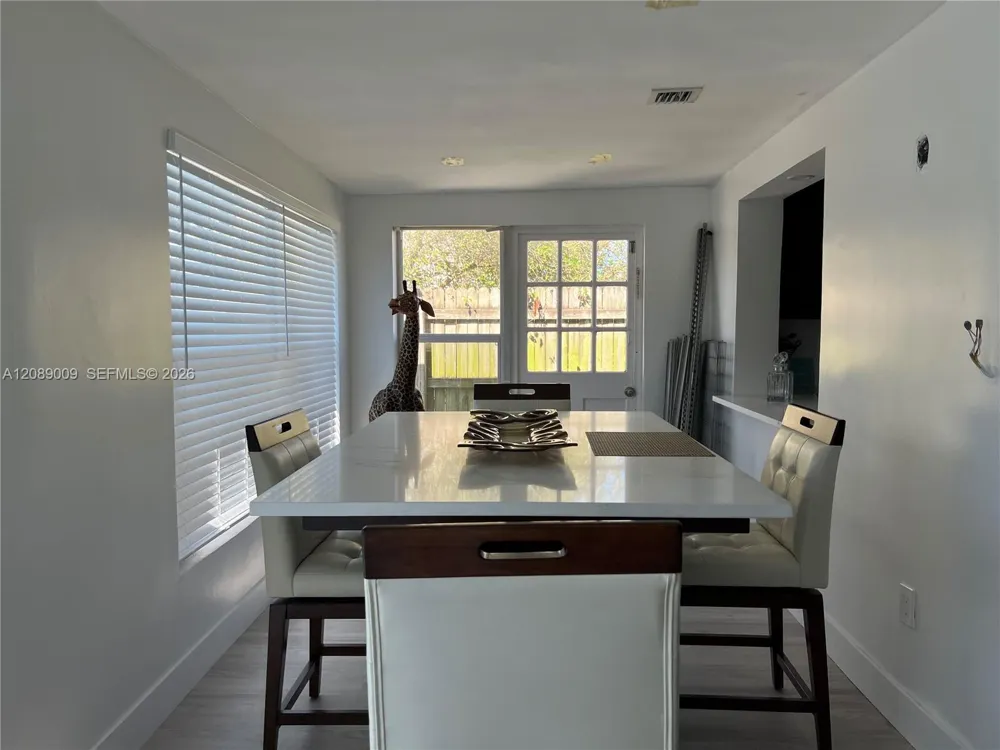 3771 NE 16th Ave Pompano Beach, FL 33064