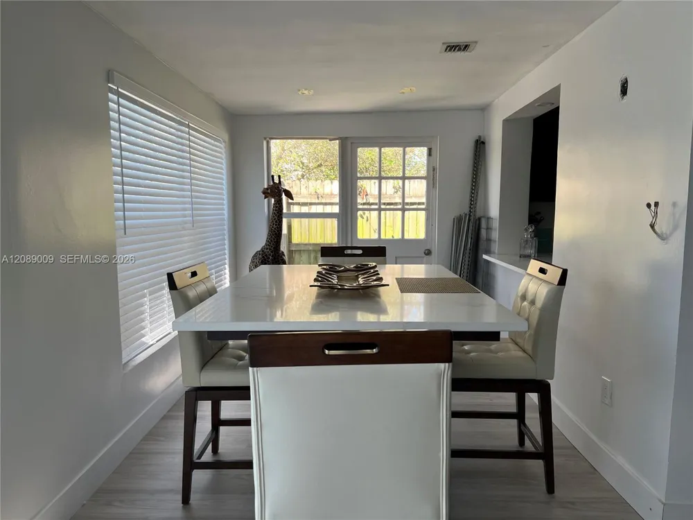 3771 NE 16th Ave Pompano Beach, FL 33064