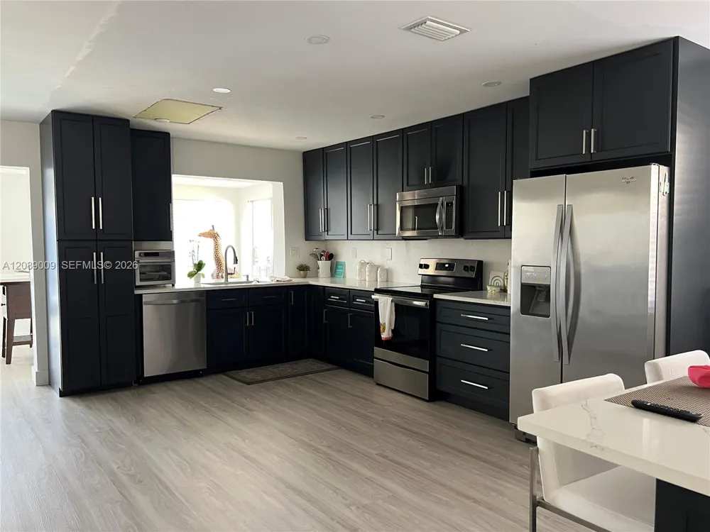 3771 NE 16th Ave Pompano Beach, FL 33064