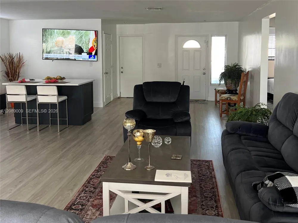 3771 NE 16th Ave Pompano Beach, FL 33064
