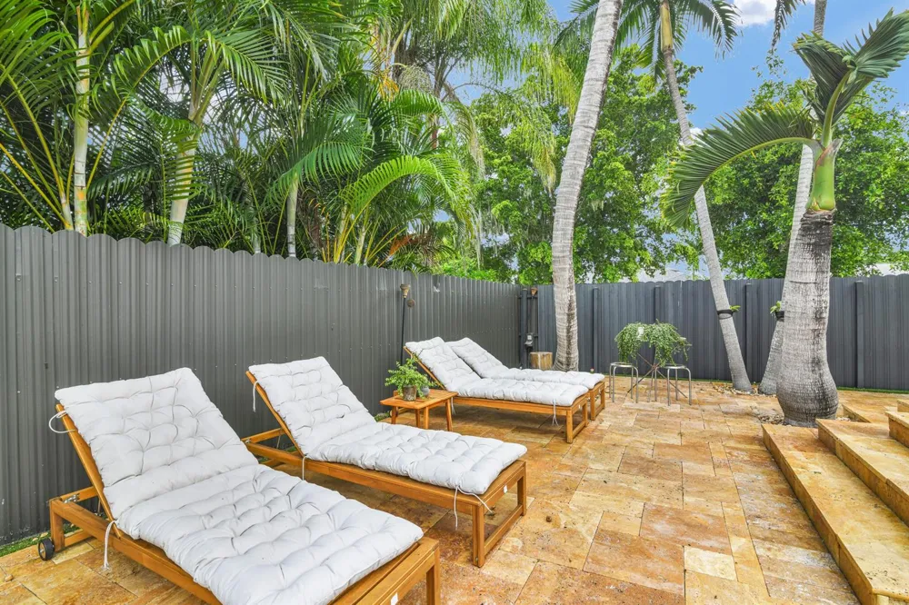 1167 Jason Way West Palm Beach, FL 33406