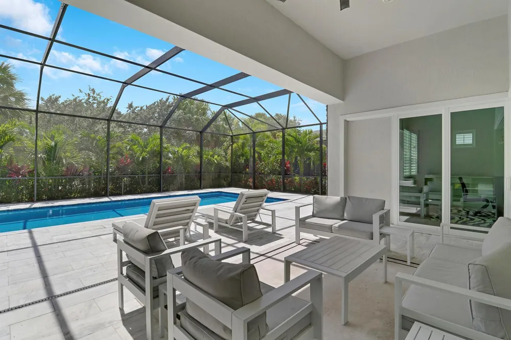 10909 STELLAR CIRCLE Palm Beach Gardens, FL 33412