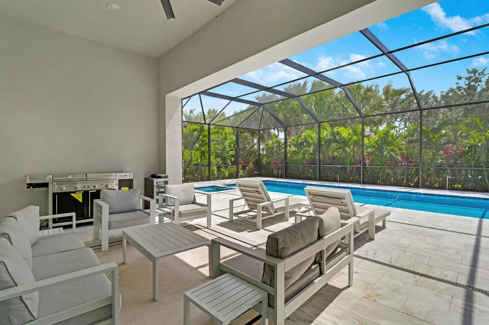 10909 STELLAR CIRCLE Palm Beach Gardens, FL 33412