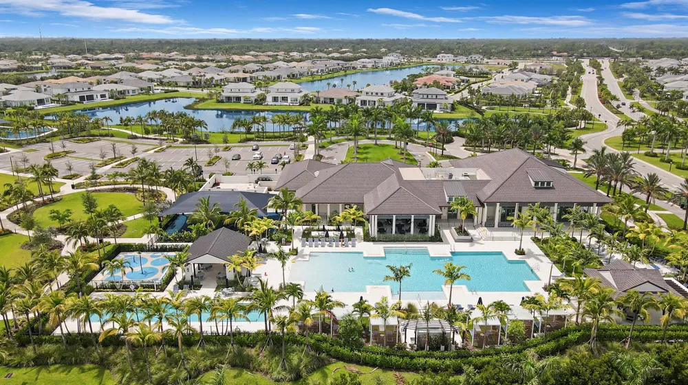 10909 STELLAR CIRCLE Palm Beach Gardens, FL 33412
