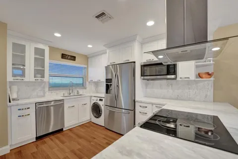 2829 NE 33rd Court #602
