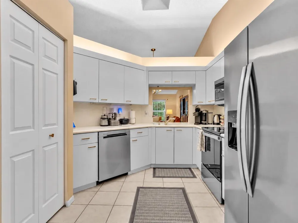 110 SAUSALITO DRIVE Boynton Beach, FL 33436