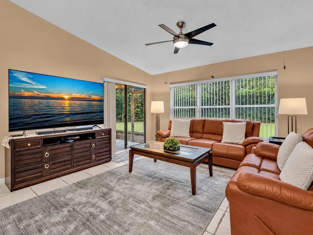 110 SAUSALITO DRIVE Boynton Beach, FL 33436