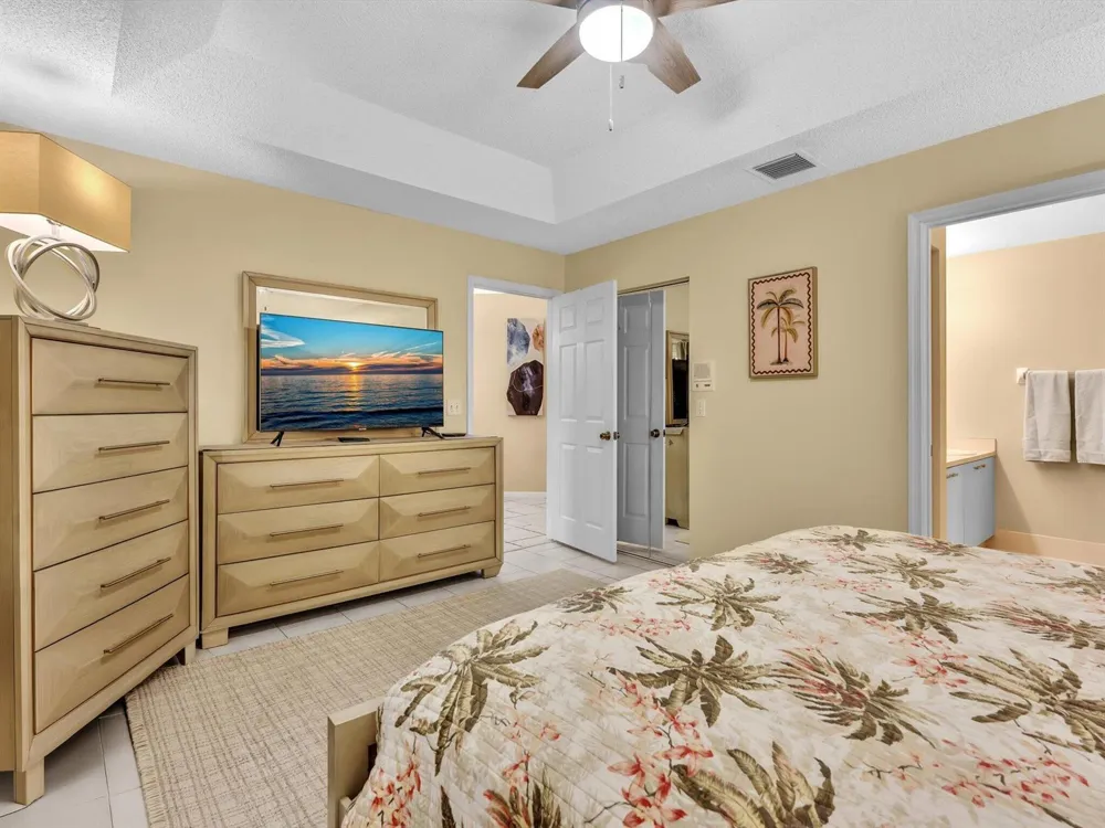 110 SAUSALITO DRIVE Boynton Beach, FL 33436