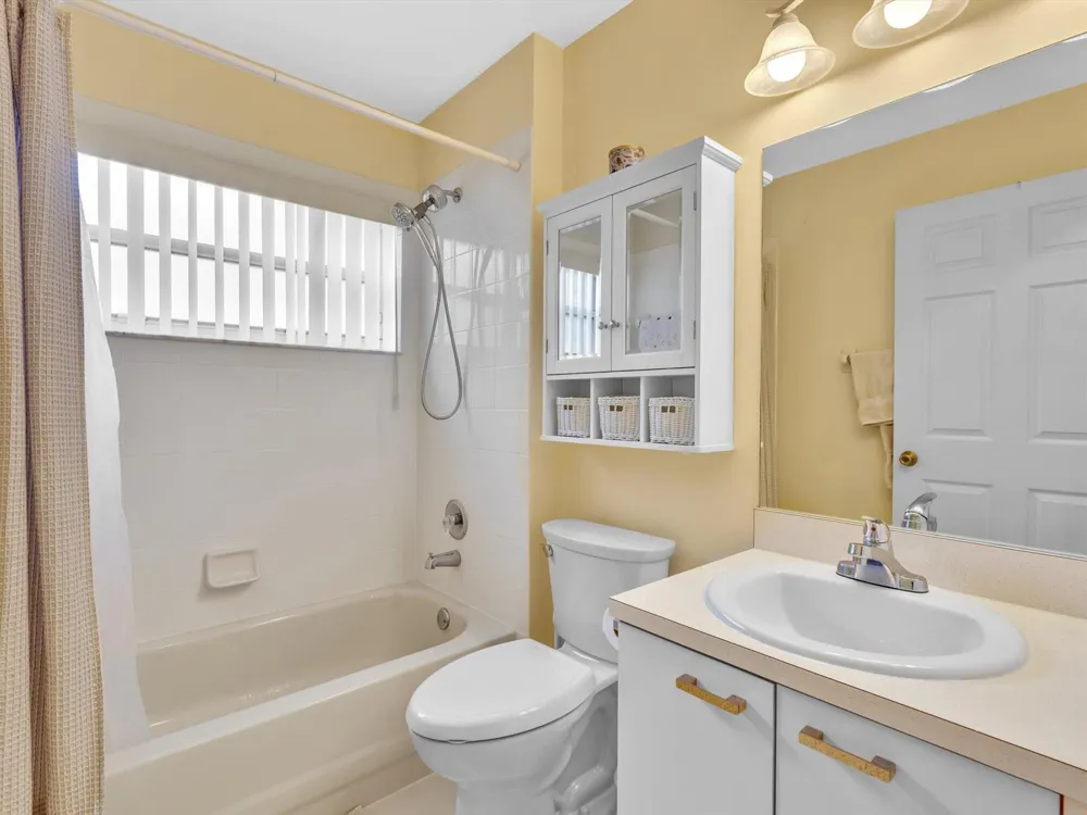 110 SAUSALITO DRIVE Boynton Beach, FL 33436