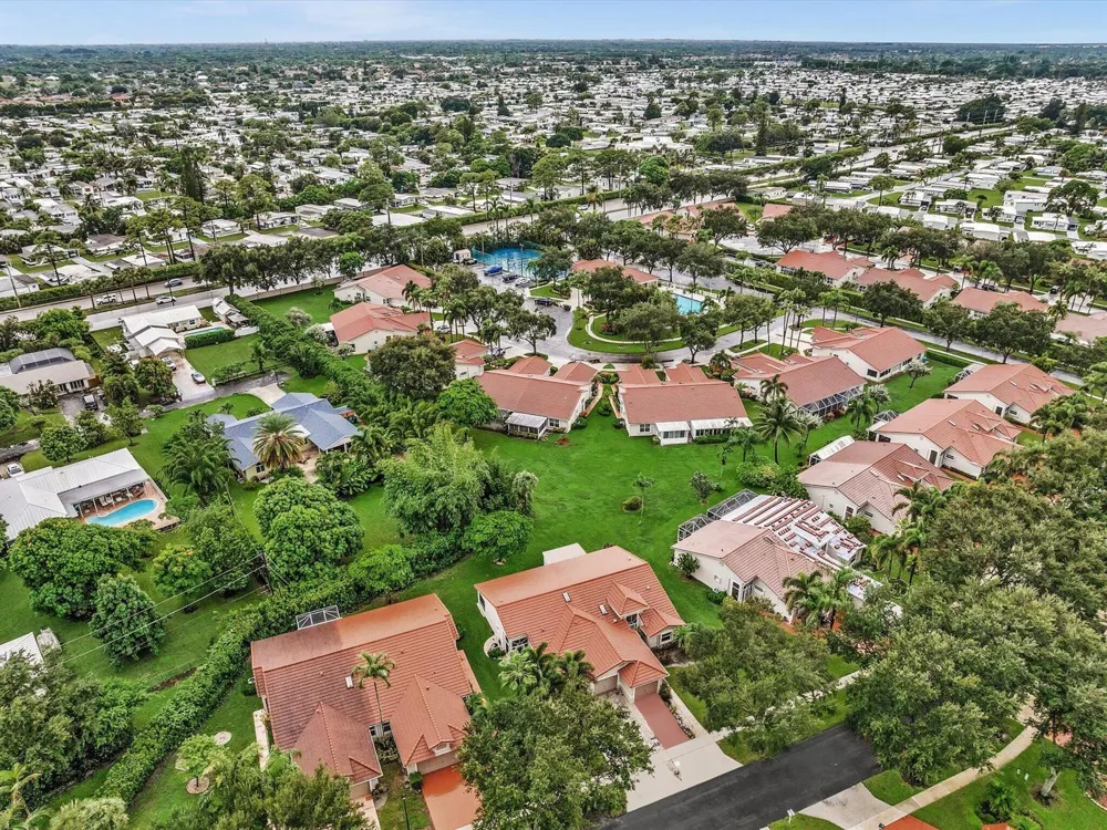 110 SAUSALITO DRIVE Boynton Beach, FL 33436